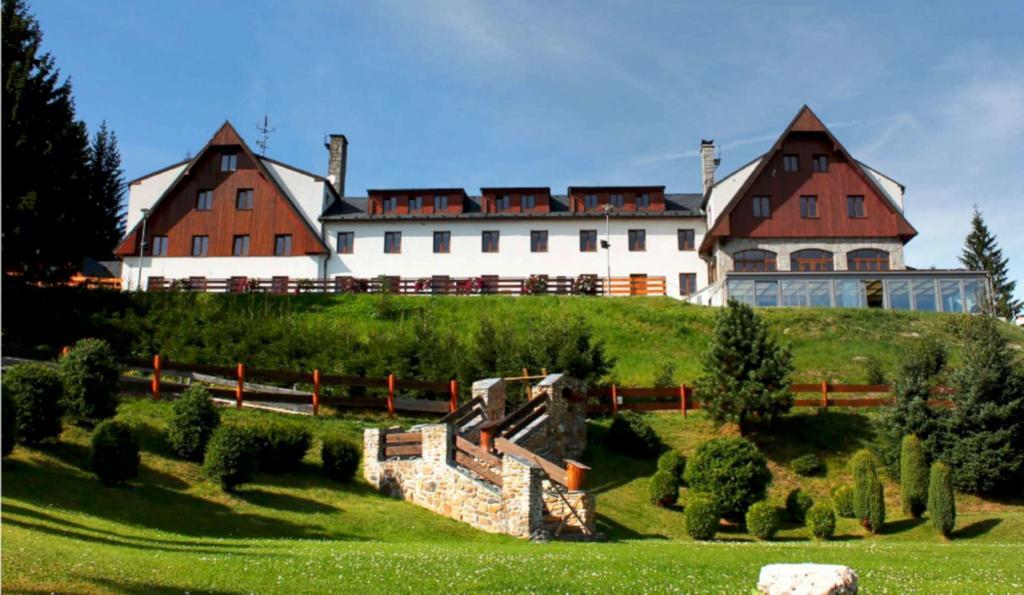 Horsky Hotel Koprivna Malá Morávka Eksteriør bilde